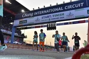 BIB: 2020, 1736
                            <button type="button" onclick="openModal(10728825)" class="btn btn-primary btn-sm float-right btn-popup" data-toggle="modal" data-target=".modal-high-quality">
                        <i class="fas fa-shopping-cart"></i> Add to Cart
                    </button>
                                            <button type="button" onclick="isThisMe(10728825, true)" class="btn btn-success btn-sm float-right btn-popup btn-isme hidden" data-toggle="tooltip" data-placement="bottom" title="นี่คือรูปของคุณใช่ไหม คลิกที่นี่เพื่อเอาเข้าอัลบั้ม">
                        <i class="fas fa-plus"></i> Add to album
                    </button>
                    <button type="button" onclick="isThisMe(10728825, false)" class="btn btn-warning btn-sm float-right btn-popup btn-isnotme hidden">
                        <i class="fas fa-ban"></i> Remove from album
                    </button>