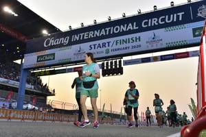 BIB: 2020, 020
                            <button type="button" onclick="openModal(10730791)" class="btn btn-primary btn-sm float-right btn-popup" data-toggle="modal" data-target=".modal-high-quality">
                        <i class="fas fa-shopping-cart"></i> Add to Cart
                    </button>
                                            <button type="button" onclick="isThisMe(10730791, true)" class="btn btn-success btn-sm float-right btn-popup btn-isme hidden" data-toggle="tooltip" data-placement="bottom" title="นี่คือรูปของคุณใช่ไหม คลิกที่นี่เพื่อเอาเข้าอัลบั้ม">
                        <i class="fas fa-plus"></i> Add to album
                    </button>
                    <button type="button" onclick="isThisMe(10730791, false)" class="btn btn-warning btn-sm float-right btn-popup btn-isnotme hidden">
                        <i class="fas fa-ban"></i> Remove from album
                    </button>