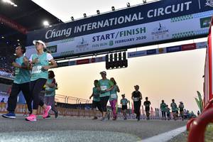 BIB: 2020, 923, 287
                            <button type="button" onclick="openModal(10730071)" class="btn btn-primary btn-sm float-right btn-popup" data-toggle="modal" data-target=".modal-high-quality">
                        <i class="fas fa-shopping-cart"></i> Add to Cart
                    </button>
                                            <button type="button" onclick="isThisMe(10730071, true)" class="btn btn-success btn-sm float-right btn-popup btn-isme hidden" data-toggle="tooltip" data-placement="bottom" title="นี่คือรูปของคุณใช่ไหม คลิกที่นี่เพื่อเอาเข้าอัลบั้ม">
                        <i class="fas fa-plus"></i> Add to album
                    </button>
                    <button type="button" onclick="isThisMe(10730071, false)" class="btn btn-warning btn-sm float-right btn-popup btn-isnotme hidden">
                        <i class="fas fa-ban"></i> Remove from album
                    </button>