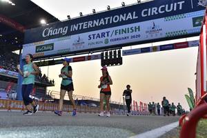 BIB: 020, 2020, 3728
                            <button type="button" onclick="openModal(10729962)" class="btn btn-primary btn-sm float-right btn-popup" data-toggle="modal" data-target=".modal-high-quality">
                        <i class="fas fa-shopping-cart"></i> Add to Cart
                    </button>
                                            <button type="button" onclick="isThisMe(10729962, true)" class="btn btn-success btn-sm float-right btn-popup btn-isme hidden" data-toggle="tooltip" data-placement="bottom" title="นี่คือรูปของคุณใช่ไหม คลิกที่นี่เพื่อเอาเข้าอัลบั้ม">
                        <i class="fas fa-plus"></i> Add to album
                    </button>
                    <button type="button" onclick="isThisMe(10729962, false)" class="btn btn-warning btn-sm float-right btn-popup btn-isnotme hidden">
                        <i class="fas fa-ban"></i> Remove from album
                    </button>