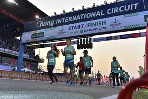 BIB: 2020, 1973, 52458
                            <button type="button" onclick="openModal(10728925)" class="btn btn-primary btn-sm float-right btn-popup" data-toggle="modal" data-target=".modal-high-quality">
                        <i class="fas fa-shopping-cart"></i> Add to Cart
                    </button>
                                            <button type="button" onclick="isThisMe(10728925, true)" class="btn btn-success btn-sm float-right btn-popup btn-isme hidden" data-toggle="tooltip" data-placement="bottom" title="นี่คือรูปของคุณใช่ไหม คลิกที่นี่เพื่อเอาเข้าอัลบั้ม">
                        <i class="fas fa-plus"></i> Add to album
                    </button>
                    <button type="button" onclick="isThisMe(10728925, false)" class="btn btn-warning btn-sm float-right btn-popup btn-isnotme hidden">
                        <i class="fas fa-ban"></i> Remove from album
                    </button>