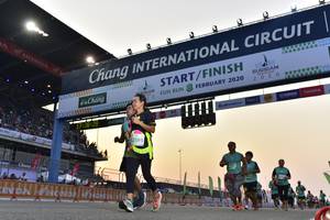 BIB: 2020, 2593
                            <button type="button" onclick="openModal(10730543)" class="btn btn-primary btn-sm float-right btn-popup" data-toggle="modal" data-target=".modal-high-quality">
                        <i class="fas fa-shopping-cart"></i> Add to Cart
                    </button>
                                            <button type="button" onclick="isThisMe(10730543, true)" class="btn btn-success btn-sm float-right btn-popup btn-isme hidden" data-toggle="tooltip" data-placement="bottom" title="นี่คือรูปของคุณใช่ไหม คลิกที่นี่เพื่อเอาเข้าอัลบั้ม">
                        <i class="fas fa-plus"></i> Add to album
                    </button>
                    <button type="button" onclick="isThisMe(10730543, false)" class="btn btn-warning btn-sm float-right btn-popup btn-isnotme hidden">
                        <i class="fas fa-ban"></i> Remove from album
                    </button>