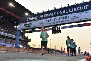 BIB: 2020, 173148
                            <button type="button" onclick="openModal(10726633)" class="btn btn-primary btn-sm float-right btn-popup" data-toggle="modal" data-target=".modal-high-quality">
                        <i class="fas fa-shopping-cart"></i> Add to Cart
                    </button>
                                            <button type="button" onclick="isThisMe(10726633, true)" class="btn btn-success btn-sm float-right btn-popup btn-isme hidden" data-toggle="tooltip" data-placement="bottom" title="นี่คือรูปของคุณใช่ไหม คลิกที่นี่เพื่อเอาเข้าอัลบั้ม">
                        <i class="fas fa-plus"></i> Add to album
                    </button>
                    <button type="button" onclick="isThisMe(10726633, false)" class="btn btn-warning btn-sm float-right btn-popup btn-isnotme hidden">
                        <i class="fas fa-ban"></i> Remove from album
                    </button>