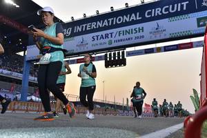 BIB: 2020, 5452
                            <button type="button" onclick="openModal(10731351)" class="btn btn-primary btn-sm float-right btn-popup" data-toggle="modal" data-target=".modal-high-quality">
                        <i class="fas fa-shopping-cart"></i> Add to Cart
                    </button>
                                            <button type="button" onclick="isThisMe(10731351, true)" class="btn btn-success btn-sm float-right btn-popup btn-isme hidden" data-toggle="tooltip" data-placement="bottom" title="นี่คือรูปของคุณใช่ไหม คลิกที่นี่เพื่อเอาเข้าอัลบั้ม">
                        <i class="fas fa-plus"></i> Add to album
                    </button>
                    <button type="button" onclick="isThisMe(10731351, false)" class="btn btn-warning btn-sm float-right btn-popup btn-isnotme hidden">
                        <i class="fas fa-ban"></i> Remove from album
                    </button>