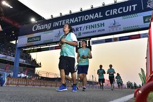 BIB: 2020, 50282
                            <button type="button" onclick="openModal(10730394)" class="btn btn-primary btn-sm float-right btn-popup" data-toggle="modal" data-target=".modal-high-quality">
                        <i class="fas fa-shopping-cart"></i> Add to Cart
                    </button>
                                            <button type="button" onclick="isThisMe(10730394, true)" class="btn btn-success btn-sm float-right btn-popup btn-isme hidden" data-toggle="tooltip" data-placement="bottom" title="นี่คือรูปของคุณใช่ไหม คลิกที่นี่เพื่อเอาเข้าอัลบั้ม">
                        <i class="fas fa-plus"></i> Add to album
                    </button>
                    <button type="button" onclick="isThisMe(10730394, false)" class="btn btn-warning btn-sm float-right btn-popup btn-isnotme hidden">
                        <i class="fas fa-ban"></i> Remove from album
                    </button>