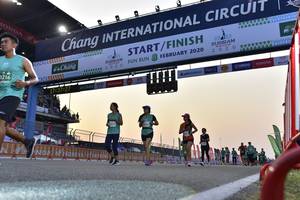 BIB: 2020, 216
                            <button type="button" onclick="openModal(10729907)" class="btn btn-primary btn-sm float-right btn-popup" data-toggle="modal" data-target=".modal-high-quality">
                        <i class="fas fa-shopping-cart"></i> Add to Cart
                    </button>
                                            <button type="button" onclick="isThisMe(10729907, true)" class="btn btn-success btn-sm float-right btn-popup btn-isme hidden" data-toggle="tooltip" data-placement="bottom" title="นี่คือรูปของคุณใช่ไหม คลิกที่นี่เพื่อเอาเข้าอัลบั้ม">
                        <i class="fas fa-plus"></i> Add to album
                    </button>
                    <button type="button" onclick="isThisMe(10729907, false)" class="btn btn-warning btn-sm float-right btn-popup btn-isnotme hidden">
                        <i class="fas fa-ban"></i> Remove from album
                    </button>