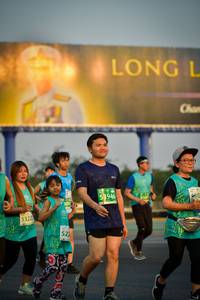 BIB: 541, 51946, 5322
                            <button type="button" onclick="openModal(10811100)" class="btn btn-primary btn-sm float-right btn-popup" data-toggle="modal" data-target=".modal-high-quality">
                        <i class="fas fa-shopping-cart"></i> Add to Cart
                    </button>
                                            <button type="button" onclick="isThisMe(10811100, true)" class="btn btn-success btn-sm float-right btn-popup btn-isme hidden" data-toggle="tooltip" data-placement="bottom" title="นี่คือรูปของคุณใช่ไหม คลิกที่นี่เพื่อเอาเข้าอัลบั้ม">
                        <i class="fas fa-plus"></i> Add to album
                    </button>
                    <button type="button" onclick="isThisMe(10811100, false)" class="btn btn-warning btn-sm float-right btn-popup btn-isnotme hidden">
                        <i class="fas fa-ban"></i> Remove from album
                    </button>