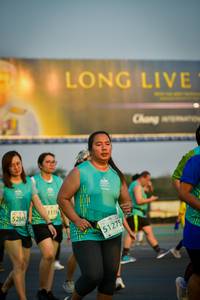 BIB: 3115, 52845, 51275
                            <button type="button" onclick="openModal(10810810)" class="btn btn-primary btn-sm float-right btn-popup" data-toggle="modal" data-target=".modal-high-quality">
                        <i class="fas fa-shopping-cart"></i> Add to Cart
                    </button>
                                            <button type="button" onclick="isThisMe(10810810, true)" class="btn btn-success btn-sm float-right btn-popup btn-isme hidden" data-toggle="tooltip" data-placement="bottom" title="นี่คือรูปของคุณใช่ไหม คลิกที่นี่เพื่อเอาเข้าอัลบั้ม">
                        <i class="fas fa-plus"></i> Add to album
                    </button>
                    <button type="button" onclick="isThisMe(10810810, false)" class="btn btn-warning btn-sm float-right btn-popup btn-isnotme hidden">
                        <i class="fas fa-ban"></i> Remove from album
                    </button>