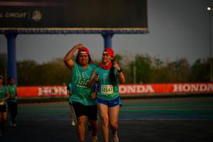 BIB: 5210, 2542
                            <button type="button" onclick="openModal(10809055)" class="btn btn-primary btn-sm float-right btn-popup" data-toggle="modal" data-target=".modal-high-quality">
                        <i class="fas fa-shopping-cart"></i> Add to Cart
                    </button>
                                            <button type="button" onclick="isThisMe(10809055, true)" class="btn btn-success btn-sm float-right btn-popup btn-isme hidden" data-toggle="tooltip" data-placement="bottom" title="นี่คือรูปของคุณใช่ไหม คลิกที่นี่เพื่อเอาเข้าอัลบั้ม">
                        <i class="fas fa-plus"></i> Add to album
                    </button>
                    <button type="button" onclick="isThisMe(10809055, false)" class="btn btn-warning btn-sm float-right btn-popup btn-isnotme hidden">
                        <i class="fas fa-ban"></i> Remove from album
                    </button>