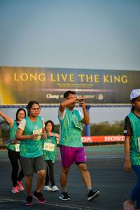 BIB: 50567
                            <button type="button" onclick="openModal(10813301)" class="btn btn-primary btn-sm float-right btn-popup" data-toggle="modal" data-target=".modal-high-quality">
                        <i class="fas fa-shopping-cart"></i> Add to Cart
                    </button>
                                            <button type="button" onclick="isThisMe(10813301, true)" class="btn btn-success btn-sm float-right btn-popup btn-isme hidden" data-toggle="tooltip" data-placement="bottom" title="นี่คือรูปของคุณใช่ไหม คลิกที่นี่เพื่อเอาเข้าอัลบั้ม">
                        <i class="fas fa-plus"></i> Add to album
                    </button>
                    <button type="button" onclick="isThisMe(10813301, false)" class="btn btn-warning btn-sm float-right btn-popup btn-isnotme hidden">
                        <i class="fas fa-ban"></i> Remove from album
                    </button>