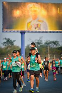 BIB: 2322, 1908
                            <button type="button" onclick="openModal(10816490)" class="btn btn-primary btn-sm float-right btn-popup" data-toggle="modal" data-target=".modal-high-quality">
                        <i class="fas fa-shopping-cart"></i> Add to Cart
                    </button>
                                            <button type="button" onclick="isThisMe(10816490, true)" class="btn btn-success btn-sm float-right btn-popup btn-isme hidden" data-toggle="tooltip" data-placement="bottom" title="นี่คือรูปของคุณใช่ไหม คลิกที่นี่เพื่อเอาเข้าอัลบั้ม">
                        <i class="fas fa-plus"></i> Add to album
                    </button>
                    <button type="button" onclick="isThisMe(10816490, false)" class="btn btn-warning btn-sm float-right btn-popup btn-isnotme hidden">
                        <i class="fas fa-ban"></i> Remove from album
                    </button>