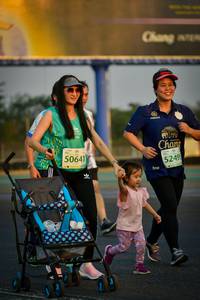 BIB: 50641, 5249
                            <button type="button" onclick="openModal(10816311)" class="btn btn-primary btn-sm float-right btn-popup" data-toggle="modal" data-target=".modal-high-quality">
                        <i class="fas fa-shopping-cart"></i> Add to Cart
                    </button>
                                            <button type="button" onclick="isThisMe(10816311, true)" class="btn btn-success btn-sm float-right btn-popup btn-isme hidden" data-toggle="tooltip" data-placement="bottom" title="นี่คือรูปของคุณใช่ไหม คลิกที่นี่เพื่อเอาเข้าอัลบั้ม">
                        <i class="fas fa-plus"></i> Add to album
                    </button>
                    <button type="button" onclick="isThisMe(10816311, false)" class="btn btn-warning btn-sm float-right btn-popup btn-isnotme hidden">
                        <i class="fas fa-ban"></i> Remove from album
                    </button>