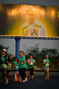 BIB: 5200, 526, 802
                            <button type="button" onclick="openModal(10800214)" class="btn btn-primary btn-sm float-right btn-popup" data-toggle="modal" data-target=".modal-high-quality">
                        <i class="fas fa-shopping-cart"></i> Add to Cart
                    </button>
                                            <button type="button" onclick="isThisMe(10800214, true)" class="btn btn-success btn-sm float-right btn-popup btn-isme hidden" data-toggle="tooltip" data-placement="bottom" title="นี่คือรูปของคุณใช่ไหม คลิกที่นี่เพื่อเอาเข้าอัลบั้ม">
                        <i class="fas fa-plus"></i> Add to album
                    </button>
                    <button type="button" onclick="isThisMe(10800214, false)" class="btn btn-warning btn-sm float-right btn-popup btn-isnotme hidden">
                        <i class="fas fa-ban"></i> Remove from album
                    </button>