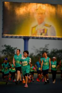 BIB: 52868
                            <button type="button" onclick="openModal(10801693)" class="btn btn-primary btn-sm float-right btn-popup" data-toggle="modal" data-target=".modal-high-quality">
                        <i class="fas fa-shopping-cart"></i> Add to Cart
                    </button>
                                            <button type="button" onclick="isThisMe(10801693, true)" class="btn btn-success btn-sm float-right btn-popup btn-isme hidden" data-toggle="tooltip" data-placement="bottom" title="นี่คือรูปของคุณใช่ไหม คลิกที่นี่เพื่อเอาเข้าอัลบั้ม">
                        <i class="fas fa-plus"></i> Add to album
                    </button>
                    <button type="button" onclick="isThisMe(10801693, false)" class="btn btn-warning btn-sm float-right btn-popup btn-isnotme hidden">
                        <i class="fas fa-ban"></i> Remove from album
                    </button>