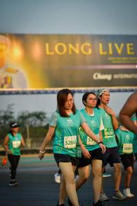 BIB: 50200, 5284, 5089
                            <button type="button" onclick="openModal(10810886)" class="btn btn-primary btn-sm float-right btn-popup" data-toggle="modal" data-target=".modal-high-quality">
                        <i class="fas fa-shopping-cart"></i> Add to Cart
                    </button>
                                            <button type="button" onclick="isThisMe(10810886, true)" class="btn btn-success btn-sm float-right btn-popup btn-isme hidden" data-toggle="tooltip" data-placement="bottom" title="นี่คือรูปของคุณใช่ไหม คลิกที่นี่เพื่อเอาเข้าอัลบั้ม">
                        <i class="fas fa-plus"></i> Add to album
                    </button>
                    <button type="button" onclick="isThisMe(10810886, false)" class="btn btn-warning btn-sm float-right btn-popup btn-isnotme hidden">
                        <i class="fas fa-ban"></i> Remove from album
                    </button>