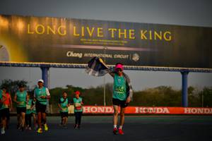 BIB: 1731
                            <button type="button" onclick="openModal(10803321)" class="btn btn-primary btn-sm float-right btn-popup" data-toggle="modal" data-target=".modal-high-quality">
                        <i class="fas fa-shopping-cart"></i> Add to Cart
                    </button>
                                            <button type="button" onclick="isThisMe(10803321, true)" class="btn btn-success btn-sm float-right btn-popup btn-isme hidden" data-toggle="tooltip" data-placement="bottom" title="นี่คือรูปของคุณใช่ไหม คลิกที่นี่เพื่อเอาเข้าอัลบั้ม">
                        <i class="fas fa-plus"></i> Add to album
                    </button>
                    <button type="button" onclick="isThisMe(10803321, false)" class="btn btn-warning btn-sm float-right btn-popup btn-isnotme hidden">
                        <i class="fas fa-ban"></i> Remove from album
                    </button>