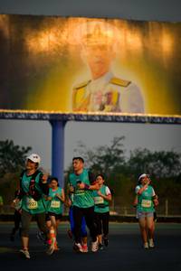 BIB: 52000, 2630, 0922, 0237
                            <button type="button" onclick="openModal(10800308)" class="btn btn-primary btn-sm float-right btn-popup" data-toggle="modal" data-target=".modal-high-quality">
                        <i class="fas fa-shopping-cart"></i> Add to Cart
                    </button>
                                            <button type="button" onclick="isThisMe(10800308, true)" class="btn btn-success btn-sm float-right btn-popup btn-isme hidden" data-toggle="tooltip" data-placement="bottom" title="นี่คือรูปของคุณใช่ไหม คลิกที่นี่เพื่อเอาเข้าอัลบั้ม">
                        <i class="fas fa-plus"></i> Add to album
                    </button>
                    <button type="button" onclick="isThisMe(10800308, false)" class="btn btn-warning btn-sm float-right btn-popup btn-isnotme hidden">
                        <i class="fas fa-ban"></i> Remove from album
                    </button>