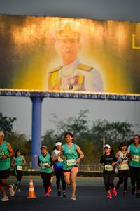 BIB: 32679, 52906, 52535, 0655
                            <button type="button" onclick="openModal(10798280)" class="btn btn-primary btn-sm float-right btn-popup" data-toggle="modal" data-target=".modal-high-quality">
                        <i class="fas fa-shopping-cart"></i> Add to Cart
                    </button>
                                            <button type="button" onclick="isThisMe(10798280, true)" class="btn btn-success btn-sm float-right btn-popup btn-isme hidden" data-toggle="tooltip" data-placement="bottom" title="นี่คือรูปของคุณใช่ไหม คลิกที่นี่เพื่อเอาเข้าอัลบั้ม">
                        <i class="fas fa-plus"></i> Add to album
                    </button>
                    <button type="button" onclick="isThisMe(10798280, false)" class="btn btn-warning btn-sm float-right btn-popup btn-isnotme hidden">
                        <i class="fas fa-ban"></i> Remove from album
                    </button>