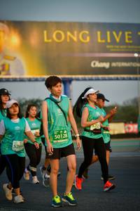 BIB: 5212, 50128, 5284
                            <button type="button" onclick="openModal(10813625)" class="btn btn-primary btn-sm float-right btn-popup" data-toggle="modal" data-target=".modal-high-quality">
                        <i class="fas fa-shopping-cart"></i> Add to Cart
                    </button>
                                            <button type="button" onclick="isThisMe(10813625, true)" class="btn btn-success btn-sm float-right btn-popup btn-isme hidden" data-toggle="tooltip" data-placement="bottom" title="นี่คือรูปของคุณใช่ไหม คลิกที่นี่เพื่อเอาเข้าอัลบั้ม">
                        <i class="fas fa-plus"></i> Add to album
                    </button>
                    <button type="button" onclick="isThisMe(10813625, false)" class="btn btn-warning btn-sm float-right btn-popup btn-isnotme hidden">
                        <i class="fas fa-ban"></i> Remove from album
                    </button>