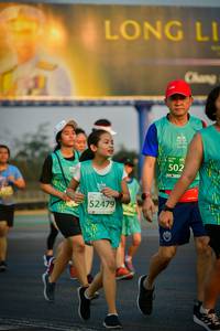 BIB: 502, 52479
                            <button type="button" onclick="openModal(10810655)" class="btn btn-primary btn-sm float-right btn-popup" data-toggle="modal" data-target=".modal-high-quality">
                        <i class="fas fa-shopping-cart"></i> Add to Cart
                    </button>
                                            <button type="button" onclick="isThisMe(10810655, true)" class="btn btn-success btn-sm float-right btn-popup btn-isme hidden" data-toggle="tooltip" data-placement="bottom" title="นี่คือรูปของคุณใช่ไหม คลิกที่นี่เพื่อเอาเข้าอัลบั้ม">
                        <i class="fas fa-plus"></i> Add to album
                    </button>
                    <button type="button" onclick="isThisMe(10810655, false)" class="btn btn-warning btn-sm float-right btn-popup btn-isnotme hidden">
                        <i class="fas fa-ban"></i> Remove from album
                    </button>