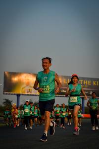 BIB: 0253, 52685
                            <button type="button" onclick="openModal(10808509)" class="btn btn-primary btn-sm float-right btn-popup" data-toggle="modal" data-target=".modal-high-quality">
                        <i class="fas fa-shopping-cart"></i> Add to Cart
                    </button>
                                            <button type="button" onclick="isThisMe(10808509, true)" class="btn btn-success btn-sm float-right btn-popup btn-isme hidden" data-toggle="tooltip" data-placement="bottom" title="นี่คือรูปของคุณใช่ไหม คลิกที่นี่เพื่อเอาเข้าอัลบั้ม">
                        <i class="fas fa-plus"></i> Add to album
                    </button>
                    <button type="button" onclick="isThisMe(10808509, false)" class="btn btn-warning btn-sm float-right btn-popup btn-isnotme hidden">
                        <i class="fas fa-ban"></i> Remove from album
                    </button>