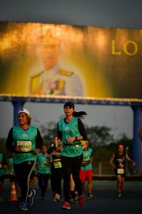 BIB: 0942
                            <button type="button" onclick="openModal(10802378)" class="btn btn-primary btn-sm float-right btn-popup" data-toggle="modal" data-target=".modal-high-quality">
                        <i class="fas fa-shopping-cart"></i> Add to Cart
                    </button>
                                            <button type="button" onclick="isThisMe(10802378, true)" class="btn btn-success btn-sm float-right btn-popup btn-isme hidden" data-toggle="tooltip" data-placement="bottom" title="นี่คือรูปของคุณใช่ไหม คลิกที่นี่เพื่อเอาเข้าอัลบั้ม">
                        <i class="fas fa-plus"></i> Add to album
                    </button>
                    <button type="button" onclick="isThisMe(10802378, false)" class="btn btn-warning btn-sm float-right btn-popup btn-isnotme hidden">
                        <i class="fas fa-ban"></i> Remove from album
                    </button>