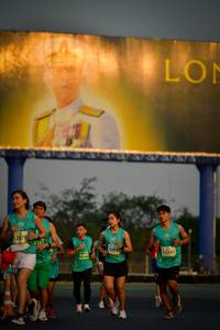 BIB: 52871, 0101, 52242, 2000
                            <button type="button" onclick="openModal(10799997)" class="btn btn-primary btn-sm float-right btn-popup" data-toggle="modal" data-target=".modal-high-quality">
                        <i class="fas fa-shopping-cart"></i> Add to Cart
                    </button>
                                            <button type="button" onclick="isThisMe(10799997, true)" class="btn btn-success btn-sm float-right btn-popup btn-isme hidden" data-toggle="tooltip" data-placement="bottom" title="นี่คือรูปของคุณใช่ไหม คลิกที่นี่เพื่อเอาเข้าอัลบั้ม">
                        <i class="fas fa-plus"></i> Add to album
                    </button>
                    <button type="button" onclick="isThisMe(10799997, false)" class="btn btn-warning btn-sm float-right btn-popup btn-isnotme hidden">
                        <i class="fas fa-ban"></i> Remove from album
                    </button>