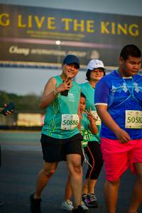 BIB: 5058, 50886
                            <button type="button" onclick="openModal(10816072)" class="btn btn-primary btn-sm float-right btn-popup" data-toggle="modal" data-target=".modal-high-quality">
                        <i class="fas fa-shopping-cart"></i> Add to Cart
                    </button>
                                            <button type="button" onclick="isThisMe(10816072, true)" class="btn btn-success btn-sm float-right btn-popup btn-isme hidden" data-toggle="tooltip" data-placement="bottom" title="นี่คือรูปของคุณใช่ไหม คลิกที่นี่เพื่อเอาเข้าอัลบั้ม">
                        <i class="fas fa-plus"></i> Add to album
                    </button>
                    <button type="button" onclick="isThisMe(10816072, false)" class="btn btn-warning btn-sm float-right btn-popup btn-isnotme hidden">
                        <i class="fas fa-ban"></i> Remove from album
                    </button>