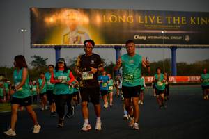 BIB: 50197, 50746
                            <button type="button" onclick="openModal(10808640)" class="btn btn-primary btn-sm float-right btn-popup" data-toggle="modal" data-target=".modal-high-quality">
                        <i class="fas fa-shopping-cart"></i> Add to Cart
                    </button>
                                            <button type="button" onclick="isThisMe(10808640, true)" class="btn btn-success btn-sm float-right btn-popup btn-isme hidden" data-toggle="tooltip" data-placement="bottom" title="นี่คือรูปของคุณใช่ไหม คลิกที่นี่เพื่อเอาเข้าอัลบั้ม">
                        <i class="fas fa-plus"></i> Add to album
                    </button>
                    <button type="button" onclick="isThisMe(10808640, false)" class="btn btn-warning btn-sm float-right btn-popup btn-isnotme hidden">
                        <i class="fas fa-ban"></i> Remove from album
                    </button>