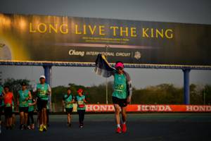 BIB: 1731, 501
                            <button type="button" onclick="openModal(10803481)" class="btn btn-primary btn-sm float-right btn-popup" data-toggle="modal" data-target=".modal-high-quality">
                        <i class="fas fa-shopping-cart"></i> Add to Cart
                    </button>
                                            <button type="button" onclick="isThisMe(10803481, true)" class="btn btn-success btn-sm float-right btn-popup btn-isme hidden" data-toggle="tooltip" data-placement="bottom" title="นี่คือรูปของคุณใช่ไหม คลิกที่นี่เพื่อเอาเข้าอัลบั้ม">
                        <i class="fas fa-plus"></i> Add to album
                    </button>
                    <button type="button" onclick="isThisMe(10803481, false)" class="btn btn-warning btn-sm float-right btn-popup btn-isnotme hidden">
                        <i class="fas fa-ban"></i> Remove from album
                    </button>