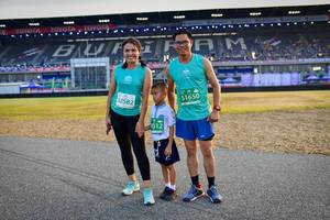 BIB: 51650, 52582, 1312
                            <button type="button" onclick="openModal(10817015)" class="btn btn-primary btn-sm float-right btn-popup" data-toggle="modal" data-target=".modal-high-quality">
                        <i class="fas fa-shopping-cart"></i> Add to Cart
                    </button>
                                            <button type="button" onclick="isThisMe(10817015, true)" class="btn btn-success btn-sm float-right btn-popup btn-isme hidden" data-toggle="tooltip" data-placement="bottom" title="นี่คือรูปของคุณใช่ไหม คลิกที่นี่เพื่อเอาเข้าอัลบั้ม">
                        <i class="fas fa-plus"></i> Add to album
                    </button>
                    <button type="button" onclick="isThisMe(10817015, false)" class="btn btn-warning btn-sm float-right btn-popup btn-isnotme hidden">
                        <i class="fas fa-ban"></i> Remove from album
                    </button>