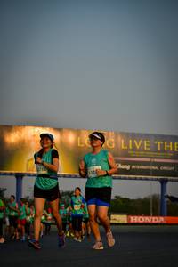 BIB: 0760, 512
                            <button type="button" onclick="openModal(10803164)" class="btn btn-primary btn-sm float-right btn-popup" data-toggle="modal" data-target=".modal-high-quality">
                        <i class="fas fa-shopping-cart"></i> Add to Cart
                    </button>
                                            <button type="button" onclick="isThisMe(10803164, true)" class="btn btn-success btn-sm float-right btn-popup btn-isme hidden" data-toggle="tooltip" data-placement="bottom" title="นี่คือรูปของคุณใช่ไหม คลิกที่นี่เพื่อเอาเข้าอัลบั้ม">
                        <i class="fas fa-plus"></i> Add to album
                    </button>
                    <button type="button" onclick="isThisMe(10803164, false)" class="btn btn-warning btn-sm float-right btn-popup btn-isnotme hidden">
                        <i class="fas fa-ban"></i> Remove from album
                    </button>