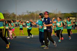 BIB: 0211, 387, 495
                            <button type="button" onclick="openModal(10816370)" class="btn btn-primary btn-sm float-right btn-popup" data-toggle="modal" data-target=".modal-high-quality">
                        <i class="fas fa-shopping-cart"></i> Add to Cart
                    </button>
                                            <button type="button" onclick="isThisMe(10816370, true)" class="btn btn-success btn-sm float-right btn-popup btn-isme hidden" data-toggle="tooltip" data-placement="bottom" title="นี่คือรูปของคุณใช่ไหม คลิกที่นี่เพื่อเอาเข้าอัลบั้ม">
                        <i class="fas fa-plus"></i> Add to album
                    </button>
                    <button type="button" onclick="isThisMe(10816370, false)" class="btn btn-warning btn-sm float-right btn-popup btn-isnotme hidden">
                        <i class="fas fa-ban"></i> Remove from album
                    </button>