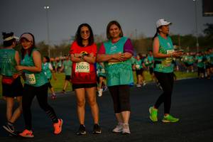 BIB: 51005, 305
                            <button type="button" onclick="openModal(10809782)" class="btn btn-primary btn-sm float-right btn-popup" data-toggle="modal" data-target=".modal-high-quality">
                        <i class="fas fa-shopping-cart"></i> Add to Cart
                    </button>
                                            <button type="button" onclick="isThisMe(10809782, true)" class="btn btn-success btn-sm float-right btn-popup btn-isme hidden" data-toggle="tooltip" data-placement="bottom" title="นี่คือรูปของคุณใช่ไหม คลิกที่นี่เพื่อเอาเข้าอัลบั้ม">
                        <i class="fas fa-plus"></i> Add to album
                    </button>
                    <button type="button" onclick="isThisMe(10809782, false)" class="btn btn-warning btn-sm float-right btn-popup btn-isnotme hidden">
                        <i class="fas fa-ban"></i> Remove from album
                    </button>