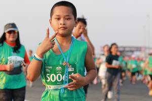 BIB: 709, 500
                            <button type="button" onclick="openModal(10541024)" class="btn btn-primary btn-sm float-right btn-popup" data-toggle="modal" data-target=".modal-high-quality">
                        <i class="fas fa-shopping-cart"></i> Add to Cart
                    </button>
                                            <button type="button" onclick="isThisMe(10541024, true)" class="btn btn-success btn-sm float-right btn-popup btn-isme hidden" data-toggle="tooltip" data-placement="bottom" title="นี่คือรูปของคุณใช่ไหม คลิกที่นี่เพื่อเอาเข้าอัลบั้ม">
                        <i class="fas fa-plus"></i> Add to album
                    </button>
                    <button type="button" onclick="isThisMe(10541024, false)" class="btn btn-warning btn-sm float-right btn-popup btn-isnotme hidden">
                        <i class="fas fa-ban"></i> Remove from album
                    </button>