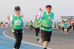 BIB: 50703, 50118, 0238
                            <button type="button" onclick="openModal(10543621)" class="btn btn-primary btn-sm float-right btn-popup" data-toggle="modal" data-target=".modal-high-quality">
                        <i class="fas fa-shopping-cart"></i> Add to Cart
                    </button>
                                            <button type="button" onclick="isThisMe(10543621, true)" class="btn btn-success btn-sm float-right btn-popup btn-isme hidden" data-toggle="tooltip" data-placement="bottom" title="นี่คือรูปของคุณใช่ไหม คลิกที่นี่เพื่อเอาเข้าอัลบั้ม">
                        <i class="fas fa-plus"></i> Add to album
                    </button>
                    <button type="button" onclick="isThisMe(10543621, false)" class="btn btn-warning btn-sm float-right btn-popup btn-isnotme hidden">
                        <i class="fas fa-ban"></i> Remove from album
                    </button>