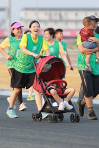 BIB: 
                            <button type="button" onclick="openModal(10543999)" class="btn btn-primary btn-sm float-right btn-popup" data-toggle="modal" data-target=".modal-high-quality">
                        <i class="fas fa-shopping-cart"></i> Add to Cart
                    </button>
                                            <button type="button" onclick="isThisMe(10543999, true)" class="btn btn-success btn-sm float-right btn-popup btn-isme hidden" data-toggle="tooltip" data-placement="bottom" title="นี่คือรูปของคุณใช่ไหม คลิกที่นี่เพื่อเอาเข้าอัลบั้ม">
                        <i class="fas fa-plus"></i> Add to album
                    </button>
                    <button type="button" onclick="isThisMe(10543999, false)" class="btn btn-warning btn-sm float-right btn-popup btn-isnotme hidden">
                        <i class="fas fa-ban"></i> Remove from album
                    </button>