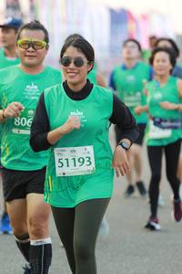 BIB: 806, 51193
                            <button type="button" onclick="openModal(10545102)" class="btn btn-primary btn-sm float-right btn-popup" data-toggle="modal" data-target=".modal-high-quality">
                        <i class="fas fa-shopping-cart"></i> Add to Cart
                    </button>
                                            <button type="button" onclick="isThisMe(10545102, true)" class="btn btn-success btn-sm float-right btn-popup btn-isme hidden" data-toggle="tooltip" data-placement="bottom" title="นี่คือรูปของคุณใช่ไหม คลิกที่นี่เพื่อเอาเข้าอัลบั้ม">
                        <i class="fas fa-plus"></i> Add to album
                    </button>
                    <button type="button" onclick="isThisMe(10545102, false)" class="btn btn-warning btn-sm float-right btn-popup btn-isnotme hidden">
                        <i class="fas fa-ban"></i> Remove from album
                    </button>