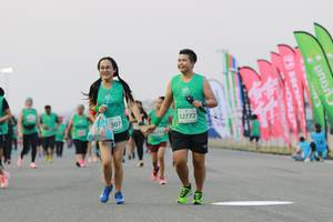 BIB: 52772, 307
                            <button type="button" onclick="openModal(10550706)" class="btn btn-primary btn-sm float-right btn-popup" data-toggle="modal" data-target=".modal-high-quality">
                        <i class="fas fa-shopping-cart"></i> Add to Cart
                    </button>
                                            <button type="button" onclick="isThisMe(10550706, true)" class="btn btn-success btn-sm float-right btn-popup btn-isme hidden" data-toggle="tooltip" data-placement="bottom" title="นี่คือรูปของคุณใช่ไหม คลิกที่นี่เพื่อเอาเข้าอัลบั้ม">
                        <i class="fas fa-plus"></i> Add to album
                    </button>
                    <button type="button" onclick="isThisMe(10550706, false)" class="btn btn-warning btn-sm float-right btn-popup btn-isnotme hidden">
                        <i class="fas fa-ban"></i> Remove from album
                    </button>