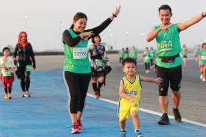 BIB: 51974, 52786
                            <button type="button" onclick="openModal(10544115)" class="btn btn-primary btn-sm float-right btn-popup" data-toggle="modal" data-target=".modal-high-quality">
                        <i class="fas fa-shopping-cart"></i> Add to Cart
                    </button>
                                            <button type="button" onclick="isThisMe(10544115, true)" class="btn btn-success btn-sm float-right btn-popup btn-isme hidden" data-toggle="tooltip" data-placement="bottom" title="นี่คือรูปของคุณใช่ไหม คลิกที่นี่เพื่อเอาเข้าอัลบั้ม">
                        <i class="fas fa-plus"></i> Add to album
                    </button>
                    <button type="button" onclick="isThisMe(10544115, false)" class="btn btn-warning btn-sm float-right btn-popup btn-isnotme hidden">
                        <i class="fas fa-ban"></i> Remove from album
                    </button>