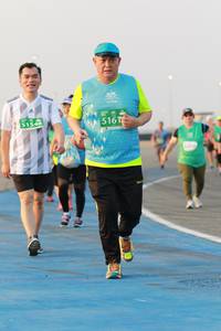 BIB: 516, 51545
                            <button type="button" onclick="openModal(10542954)" class="btn btn-primary btn-sm float-right btn-popup" data-toggle="modal" data-target=".modal-high-quality">
                        <i class="fas fa-shopping-cart"></i> Add to Cart
                    </button>
                                            <button type="button" onclick="isThisMe(10542954, true)" class="btn btn-success btn-sm float-right btn-popup btn-isme hidden" data-toggle="tooltip" data-placement="bottom" title="นี่คือรูปของคุณใช่ไหม คลิกที่นี่เพื่อเอาเข้าอัลบั้ม">
                        <i class="fas fa-plus"></i> Add to album
                    </button>
                    <button type="button" onclick="isThisMe(10542954, false)" class="btn btn-warning btn-sm float-right btn-popup btn-isnotme hidden">
                        <i class="fas fa-ban"></i> Remove from album
                    </button>