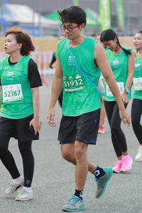 BIB: 1932, 52387, 5076
                            <button type="button" onclick="openModal(10546611)" class="btn btn-primary btn-sm float-right btn-popup" data-toggle="modal" data-target=".modal-high-quality">
                        <i class="fas fa-shopping-cart"></i> Add to Cart
                    </button>
                                            <button type="button" onclick="isThisMe(10546611, true)" class="btn btn-success btn-sm float-right btn-popup btn-isme hidden" data-toggle="tooltip" data-placement="bottom" title="นี่คือรูปของคุณใช่ไหม คลิกที่นี่เพื่อเอาเข้าอัลบั้ม">
                        <i class="fas fa-plus"></i> Add to album
                    </button>
                    <button type="button" onclick="isThisMe(10546611, false)" class="btn btn-warning btn-sm float-right btn-popup btn-isnotme hidden">
                        <i class="fas fa-ban"></i> Remove from album
                    </button>