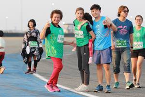 BIB: 0612, 53332, 50177, 50574, 70268
                            <button type="button" onclick="openModal(10544103)" class="btn btn-primary btn-sm float-right btn-popup" data-toggle="modal" data-target=".modal-high-quality">
                        <i class="fas fa-shopping-cart"></i> Add to Cart
                    </button>
                                            <button type="button" onclick="isThisMe(10544103, true)" class="btn btn-success btn-sm float-right btn-popup btn-isme hidden" data-toggle="tooltip" data-placement="bottom" title="นี่คือรูปของคุณใช่ไหม คลิกที่นี่เพื่อเอาเข้าอัลบั้ม">
                        <i class="fas fa-plus"></i> Add to album
                    </button>
                    <button type="button" onclick="isThisMe(10544103, false)" class="btn btn-warning btn-sm float-right btn-popup btn-isnotme hidden">
                        <i class="fas fa-ban"></i> Remove from album
                    </button>