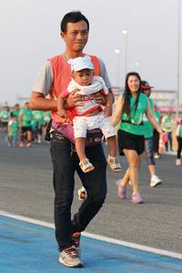 BIB: 
                            <button type="button" onclick="openModal(10543827)" class="btn btn-primary btn-sm float-right btn-popup" data-toggle="modal" data-target=".modal-high-quality">
                        <i class="fas fa-shopping-cart"></i> Add to Cart
                    </button>
                                            <button type="button" onclick="isThisMe(10543827, true)" class="btn btn-success btn-sm float-right btn-popup btn-isme hidden" data-toggle="tooltip" data-placement="bottom" title="นี่คือรูปของคุณใช่ไหม คลิกที่นี่เพื่อเอาเข้าอัลบั้ม">
                        <i class="fas fa-plus"></i> Add to album
                    </button>
                    <button type="button" onclick="isThisMe(10543827, false)" class="btn btn-warning btn-sm float-right btn-popup btn-isnotme hidden">
                        <i class="fas fa-ban"></i> Remove from album
                    </button>