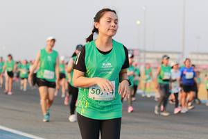 BIB: 504
                            <button type="button" onclick="openModal(10541800)" class="btn btn-primary btn-sm float-right btn-popup" data-toggle="modal" data-target=".modal-high-quality">
                        <i class="fas fa-shopping-cart"></i> Add to Cart
                    </button>
                                            <button type="button" onclick="isThisMe(10541800, true)" class="btn btn-success btn-sm float-right btn-popup btn-isme hidden" data-toggle="tooltip" data-placement="bottom" title="นี่คือรูปของคุณใช่ไหม คลิกที่นี่เพื่อเอาเข้าอัลบั้ม">
                        <i class="fas fa-plus"></i> Add to album
                    </button>
                    <button type="button" onclick="isThisMe(10541800, false)" class="btn btn-warning btn-sm float-right btn-popup btn-isnotme hidden">
                        <i class="fas fa-ban"></i> Remove from album
                    </button>