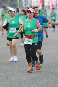 BIB: 53073, 50564
                            <button type="button" onclick="openModal(10547494)" class="btn btn-primary btn-sm float-right btn-popup" data-toggle="modal" data-target=".modal-high-quality">
                        <i class="fas fa-shopping-cart"></i> Add to Cart
                    </button>
                                            <button type="button" onclick="isThisMe(10547494, true)" class="btn btn-success btn-sm float-right btn-popup btn-isme hidden" data-toggle="tooltip" data-placement="bottom" title="นี่คือรูปของคุณใช่ไหม คลิกที่นี่เพื่อเอาเข้าอัลบั้ม">
                        <i class="fas fa-plus"></i> Add to album
                    </button>
                    <button type="button" onclick="isThisMe(10547494, false)" class="btn btn-warning btn-sm float-right btn-popup btn-isnotme hidden">
                        <i class="fas fa-ban"></i> Remove from album
                    </button>