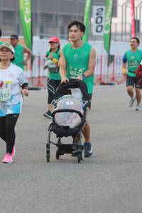 BIB: 1920, 50324, 157
                            <button type="button" onclick="openModal(10547212)" class="btn btn-primary btn-sm float-right btn-popup" data-toggle="modal" data-target=".modal-high-quality">
                        <i class="fas fa-shopping-cart"></i> Add to Cart
                    </button>
                                            <button type="button" onclick="isThisMe(10547212, true)" class="btn btn-success btn-sm float-right btn-popup btn-isme hidden" data-toggle="tooltip" data-placement="bottom" title="นี่คือรูปของคุณใช่ไหม คลิกที่นี่เพื่อเอาเข้าอัลบั้ม">
                        <i class="fas fa-plus"></i> Add to album
                    </button>
                    <button type="button" onclick="isThisMe(10547212, false)" class="btn btn-warning btn-sm float-right btn-popup btn-isnotme hidden">
                        <i class="fas fa-ban"></i> Remove from album
                    </button>