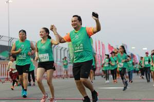 BIB: 50416, 50228, 50523
                            <button type="button" onclick="openModal(10551631)" class="btn btn-primary btn-sm float-right btn-popup" data-toggle="modal" data-target=".modal-high-quality">
                        <i class="fas fa-shopping-cart"></i> Add to Cart
                    </button>
                                            <button type="button" onclick="isThisMe(10551631, true)" class="btn btn-success btn-sm float-right btn-popup btn-isme hidden" data-toggle="tooltip" data-placement="bottom" title="นี่คือรูปของคุณใช่ไหม คลิกที่นี่เพื่อเอาเข้าอัลบั้ม">
                        <i class="fas fa-plus"></i> Add to album
                    </button>
                    <button type="button" onclick="isThisMe(10551631, false)" class="btn btn-warning btn-sm float-right btn-popup btn-isnotme hidden">
                        <i class="fas fa-ban"></i> Remove from album
                    </button>