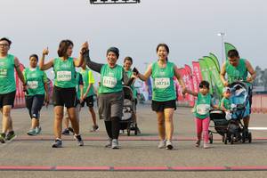 BIB: 448, 50709, 51130, 50734, 1296
                            <button type="button" onclick="openModal(10552524)" class="btn btn-primary btn-sm float-right btn-popup" data-toggle="modal" data-target=".modal-high-quality">
                        <i class="fas fa-shopping-cart"></i> Add to Cart
                    </button>
                                            <button type="button" onclick="isThisMe(10552524, true)" class="btn btn-success btn-sm float-right btn-popup btn-isme hidden" data-toggle="tooltip" data-placement="bottom" title="นี่คือรูปของคุณใช่ไหม คลิกที่นี่เพื่อเอาเข้าอัลบั้ม">
                        <i class="fas fa-plus"></i> Add to album
                    </button>
                    <button type="button" onclick="isThisMe(10552524, false)" class="btn btn-warning btn-sm float-right btn-popup btn-isnotme hidden">
                        <i class="fas fa-ban"></i> Remove from album
                    </button>
