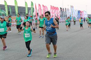 BIB: 53320, 41386, 0509
                            <button type="button" onclick="openModal(10548158)" class="btn btn-primary btn-sm float-right btn-popup" data-toggle="modal" data-target=".modal-high-quality">
                        <i class="fas fa-shopping-cart"></i> Add to Cart
                    </button>
                                            <button type="button" onclick="isThisMe(10548158, true)" class="btn btn-success btn-sm float-right btn-popup btn-isme hidden" data-toggle="tooltip" data-placement="bottom" title="นี่คือรูปของคุณใช่ไหม คลิกที่นี่เพื่อเอาเข้าอัลบั้ม">
                        <i class="fas fa-plus"></i> Add to album
                    </button>
                    <button type="button" onclick="isThisMe(10548158, false)" class="btn btn-warning btn-sm float-right btn-popup btn-isnotme hidden">
                        <i class="fas fa-ban"></i> Remove from album
                    </button>